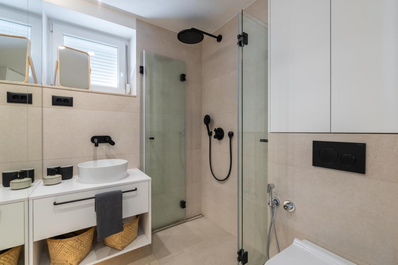 Canopy Apartment リュブリャナ エクステリア 写真