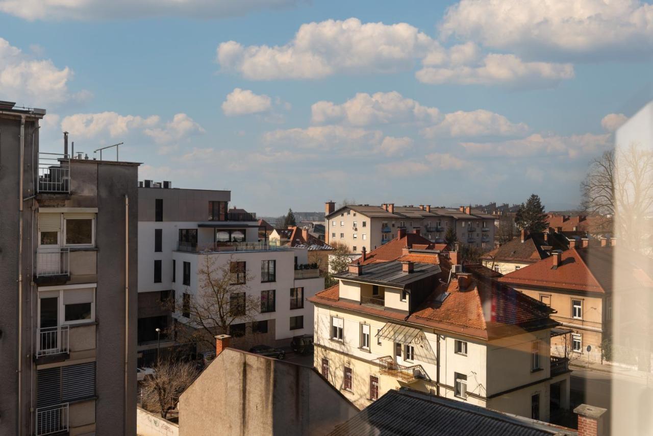 Canopy Apartment リュブリャナ エクステリア 写真